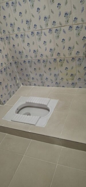 Bathroom in 1 BHK Apartment at Kopar Khairane – for Rent