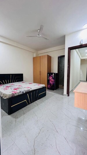 Bedroom in 1 RK Apartment at DLF Pink Town House, Dlf City Phase 3 – for Rent