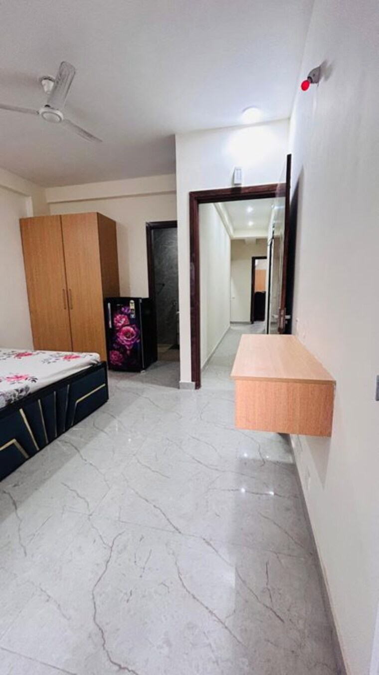 Room, dlf-pink-town-house 1 RK 600 Sq.Ft. Apartment In Dlf City Phase 3 Gurgaon 10780856