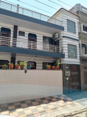 4 BHK Independent House For Sale in Sector 7