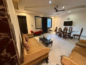 2 BHK Builder Floor For Rent in South City 1