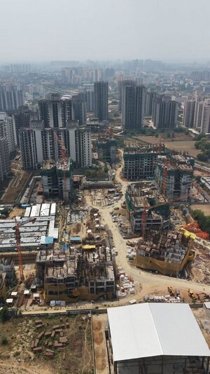 4 BHK Apartment For Sale in Godrej Zenith, Sector 89