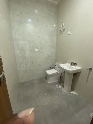 Bathroom in 2 BHK Villa at Sector 21d Indira Enclave – for Rent