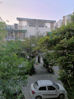 3 BHK Builder Floor For Sale in Vipul World Floors, Sector 48