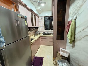 Team Area in 2 BHK Apartment at Dosti Eastern Bay, Wadala – for Sale