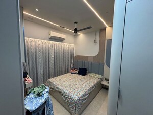 2 BHK Apartment For Sale in Dosti Eastern Bay, Wadala