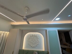 Furnished Amenities in 2 BHK Apartment at Dosti Eastern Bay, Wadala – for Sale