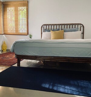 Bedroom in 4 BHK Builder Floor at Mahatma Gandhi Road – for Rent