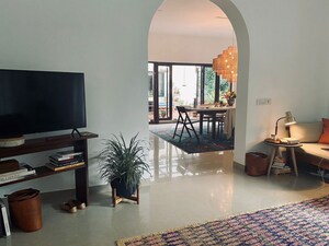 Living Room in 4 BHK Builder Floor at Mahatma Gandhi Road – for Rent