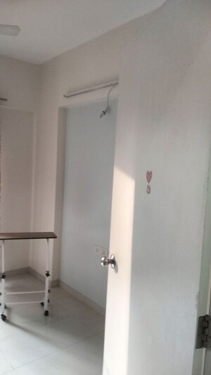 Room in 2 BHK Apartment at Quality Opal, Kondhwa – for Sale