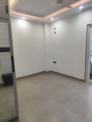 3 BHK Builder Floor For Rent in Lok Vihar