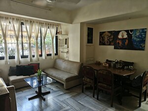 Gym in 1 BHK Apartment at Bandra West – for Rent