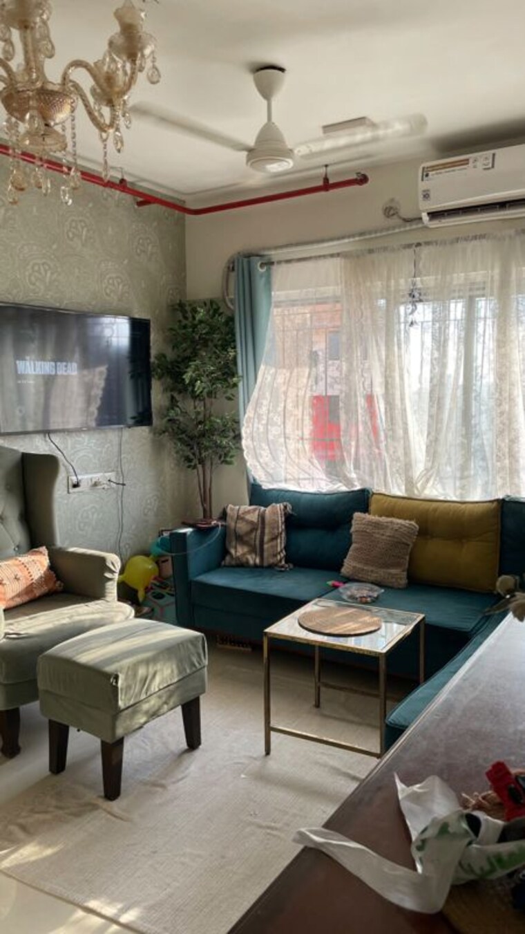 Living Room, shreedham-splendour 1 Bedroom 422 Sq.Ft. Apartment In Andheri West Mumbai 10780982