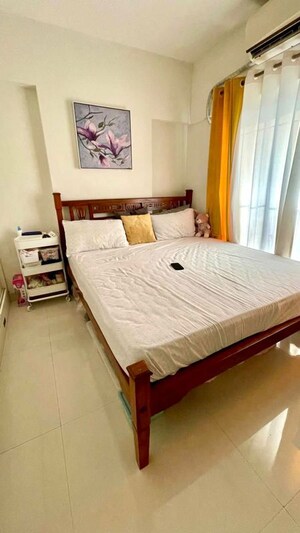 Bedroom in 1 BHK Apartment at Shreedham Splendour, Andheri West – for Sale