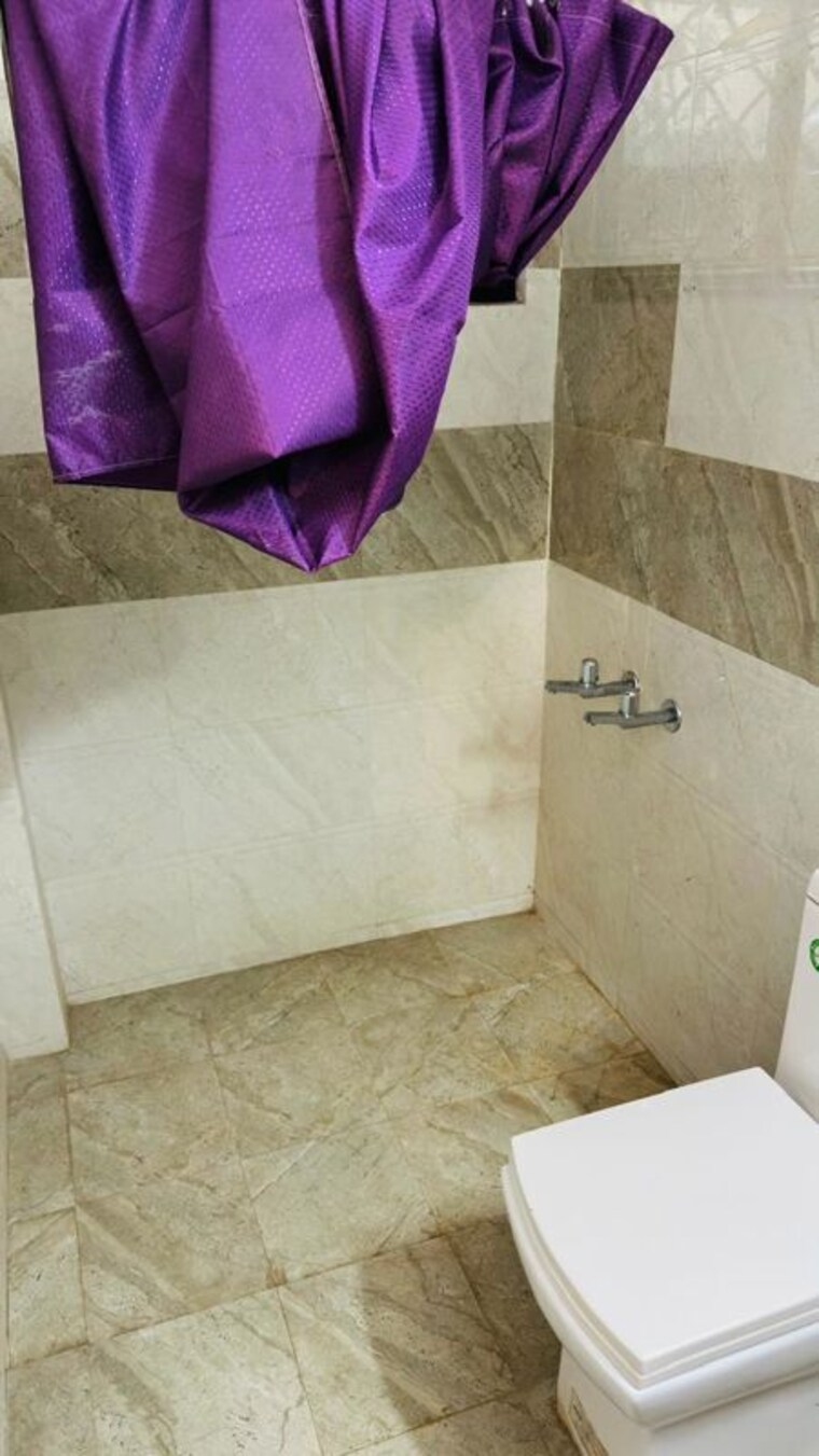 Bathroom, cunningham-hallmark 3 Bedroom 1500 Sq.Ft. Apartment In Vasanth Nagar Bangalore 10780976