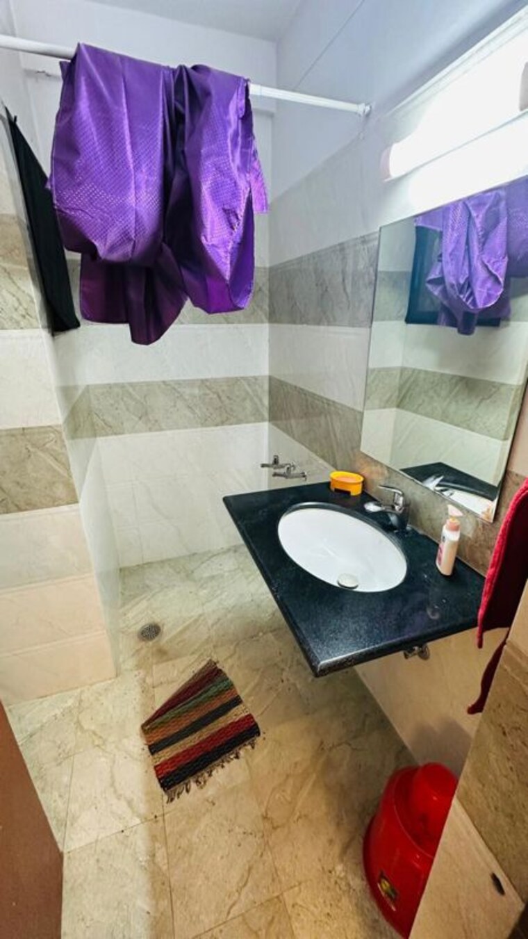 Bathroom, cunningham-hallmark 3 Bedroom 1500 Sq.Ft. Apartment In Vasanth Nagar Bangalore 10780976