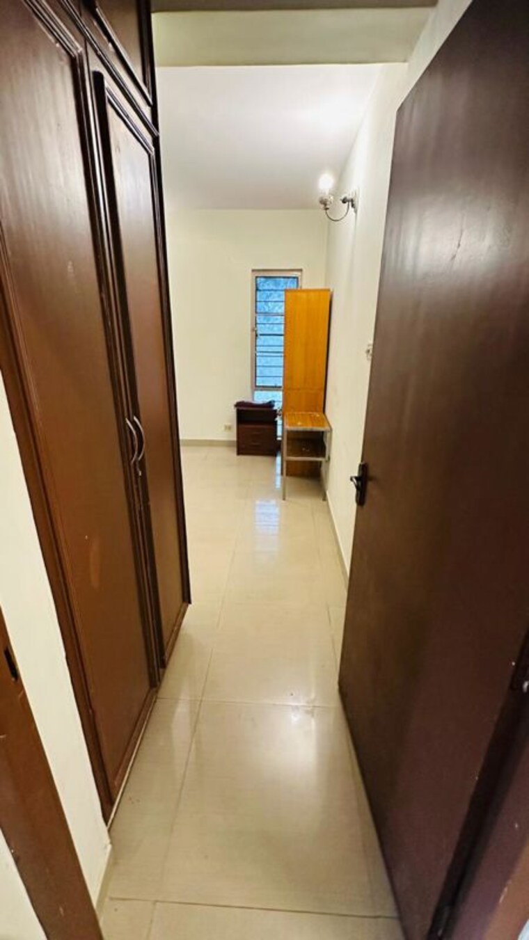 Room, cunningham-hallmark 3 Bedroom 1500 Sq.Ft. Apartment In Vasanth Nagar Bangalore 10780976
