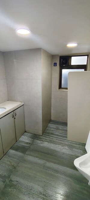 Room in  Office Space at Morya Landmark 2, Andheri West – for Rent