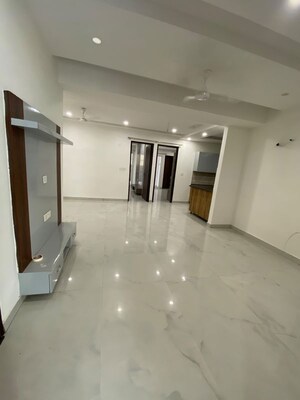 Room in 2 BHK Apartment at Malwa Escon Primera, International Airport Road – for Sale