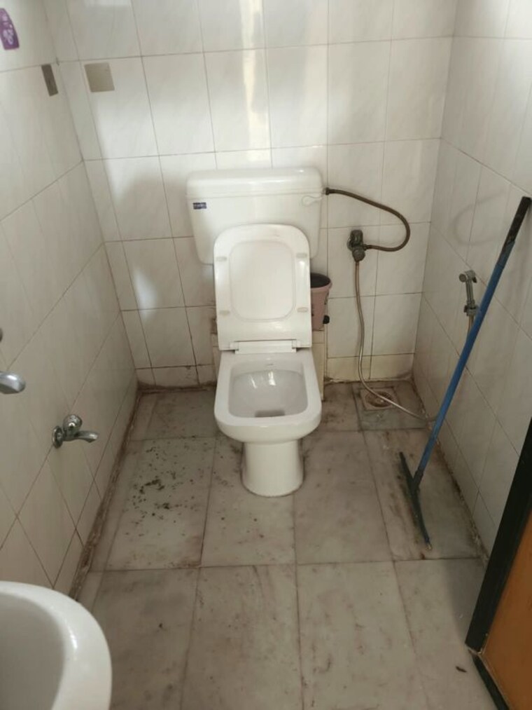 Bathroom, siddhivinayak-chs-nerul 1 Bedroom 560 Sq.Ft. Apartment In Nerul Sector 18 Navi Mumbai 10781017