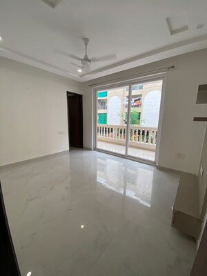Room in 3 BHK Apartment at Malwa Escon Primera, International Airport Road – for Sale