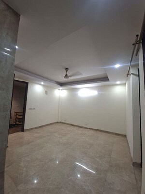 Room in 2 BHK Builder Floor at Chattarpur – for Rent