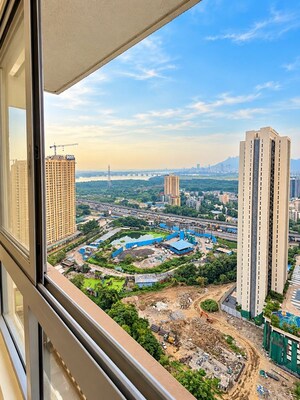 Balcony in 2 BHK Apartment at Piramal Vaikunth, Balkum Pada – for Rent