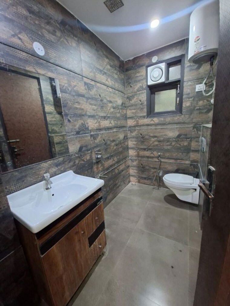 Kitchen, chattarpur 3 Bedroom 1150 Sq.Ft. Builder Floor In Chattarpur Delhi 10781032