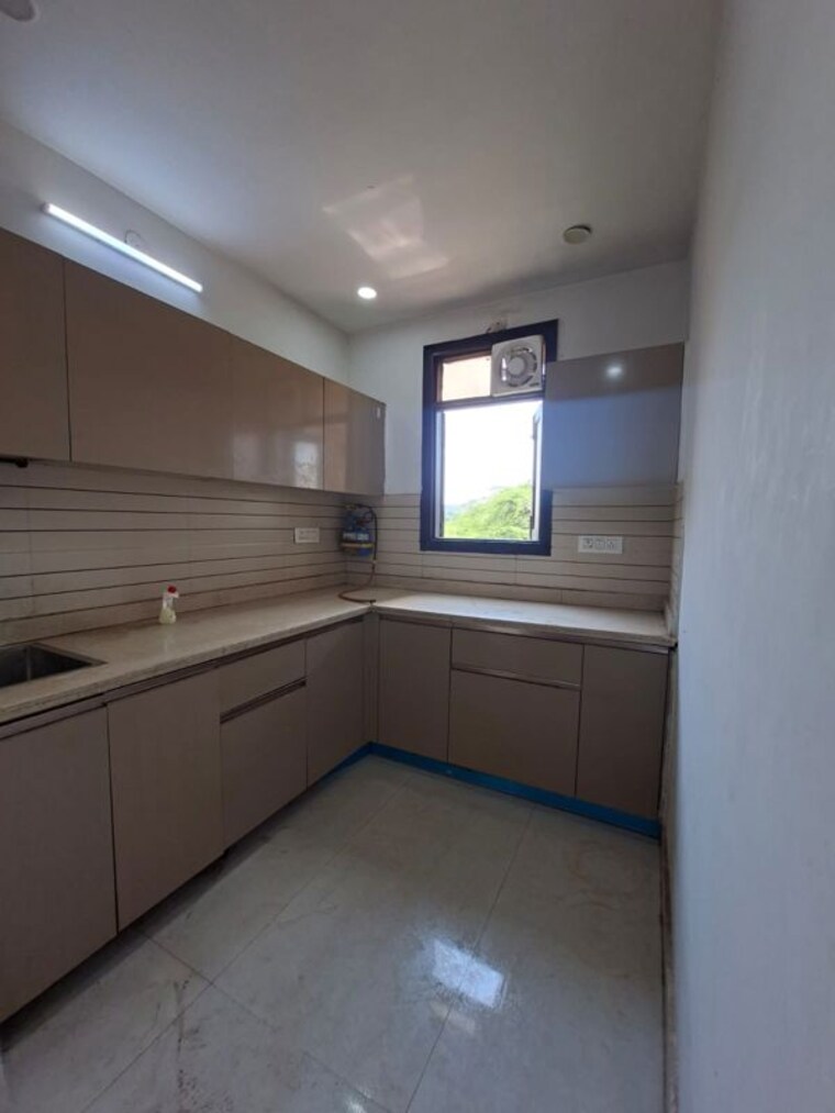 Kitchen, chattarpur 3 Bedroom 1150 Sq.Ft. Builder Floor In Chattarpur Delhi 10781032