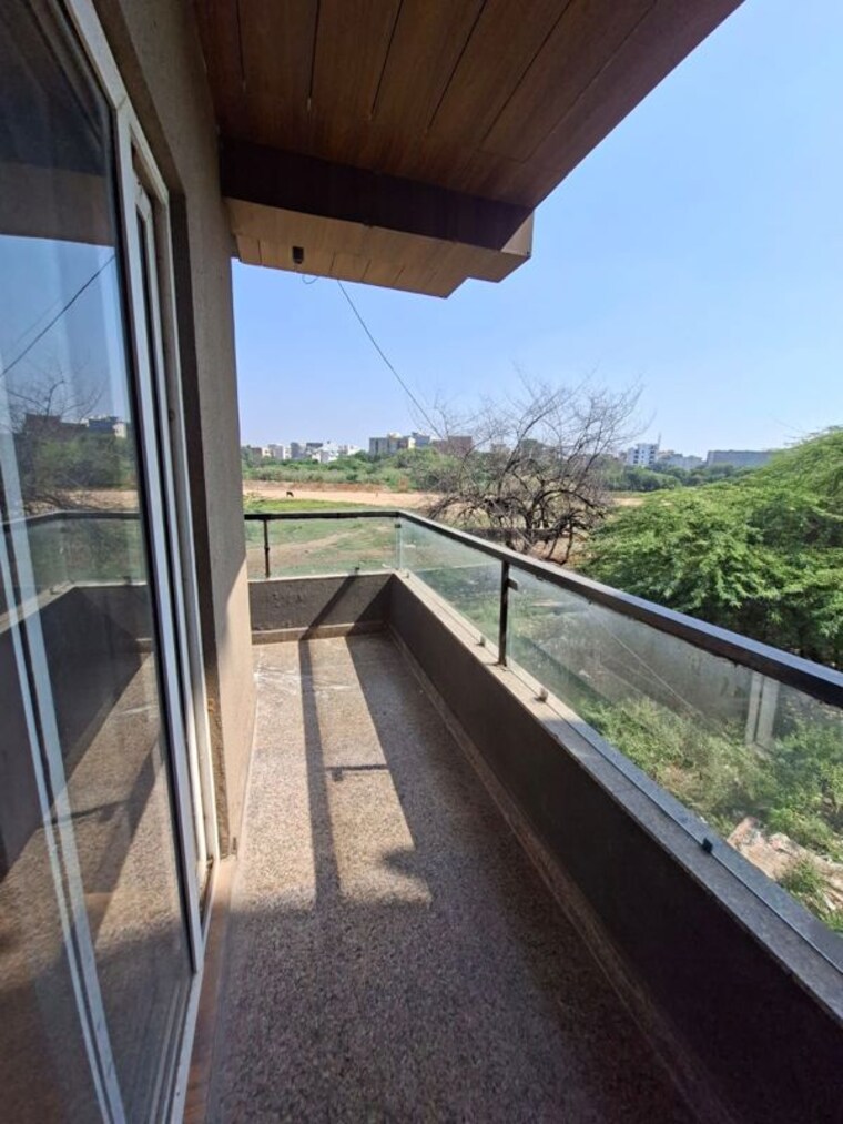 Balcony, chattarpur 3 Bedroom 1150 Sq.Ft. Builder Floor In Chattarpur Delhi 10781032