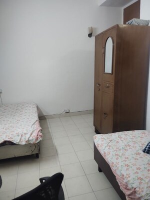 1 RK Builder Floor For Rent in Sector 29