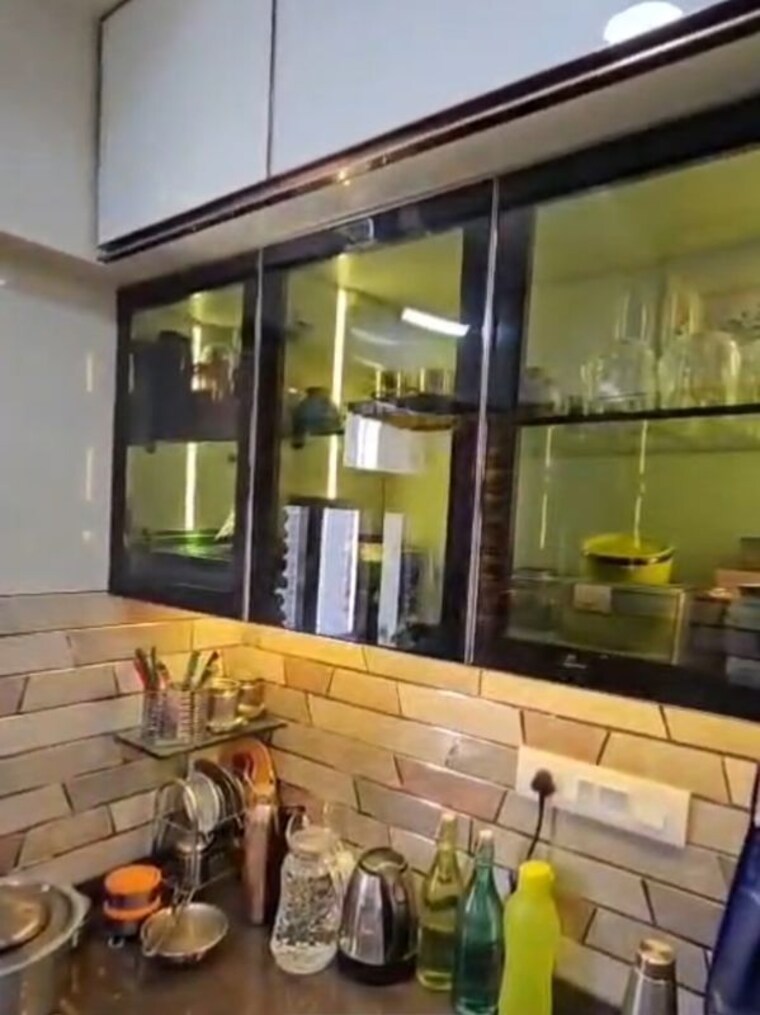 Kitchen, vrindavan-society-goregaon 2 Bedroom 725 Sq.Ft. Apartment In Goregaon East Mumbai 10781053