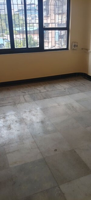 Room in 2 BHK Apartment at Nerul Sector 19 – for Rent