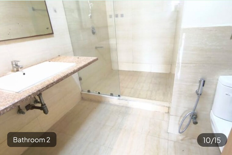 Bathroom, dlf-new-town-heights-ii 3.5 Bedroom 1930 Sq.Ft. Apartment In Sector 86 Gurgaon 10781059