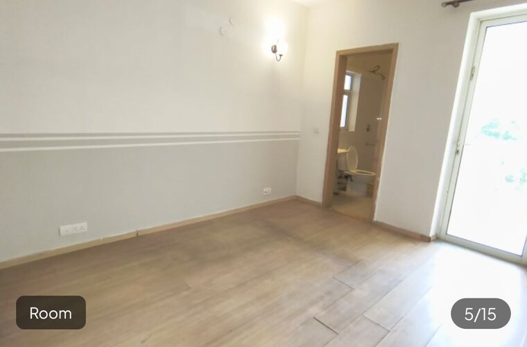 Room, dlf-new-town-heights-ii 3.5 Bedroom 1930 Sq.Ft. Apartment In Sector 86 Gurgaon 10781059