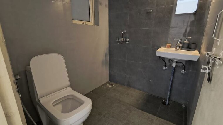 Bathroom, gls-avenue-51 2 Bedroom 732 Sq.Ft. Apartment In Sector 92 Gurgaon 10781072