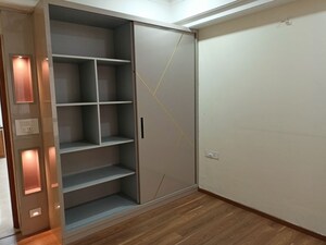 Room in 3 BHK Apartment at Koncept The Botanika, Gachibowli – for Rent
