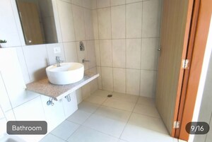 Bathroom in 4 BHK Apartment at SS Linden, Sector 84 – for Sale
