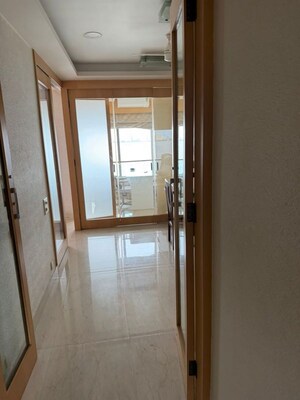 5 BHK Apartment For Sale in Mystique Rose Apartment, Santacruz West