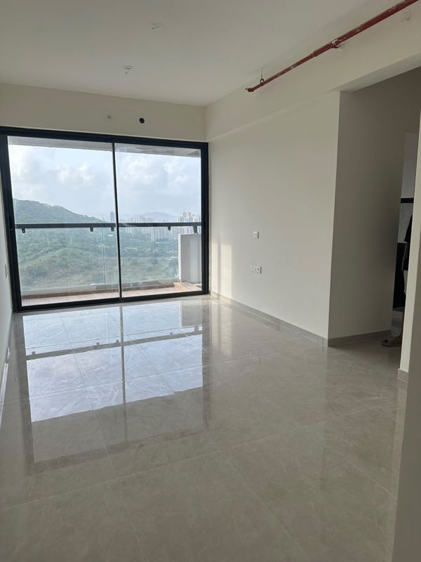 Room in 3 BHK Apartment at Dosti West County, Balkum Pada – for Rent