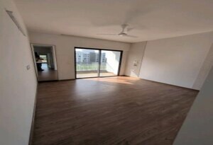 Room in 3 BHK Apartment at Birla Navya, Sector 63a – for Rent