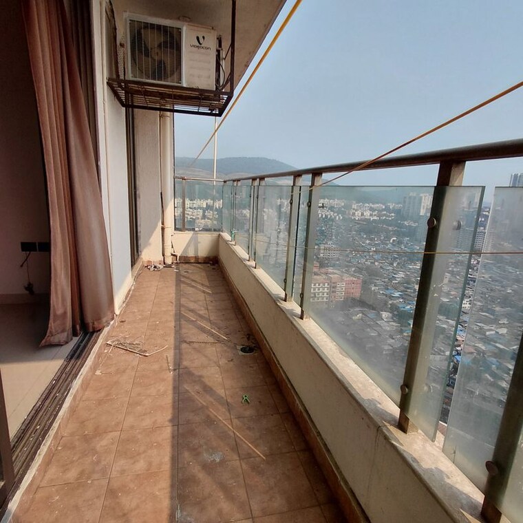 Balcony, satellite-tower 3 Bedroom 1750 Sq.Ft. Apartment In Goregaon East Mumbai 10781177