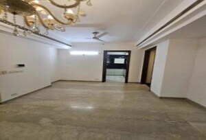 Room in 3 BHK Apartment at M3M ST. Andrews Golf Residences, Sector 65 – for Rent