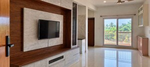 Room in 3 BHK Apartment at Sarjapur – for Rent