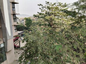 2 BHK Apartment – Garden View at Kanakia Rainforest, Andheri East - for Rent