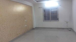 Room in 4 BHK Apartment at Jubilee Hills – for Rent