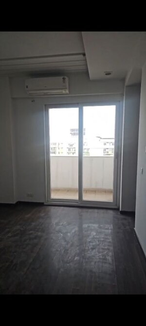 3 BHK Apartment For Rent in Prateek Stylome, Sector 45