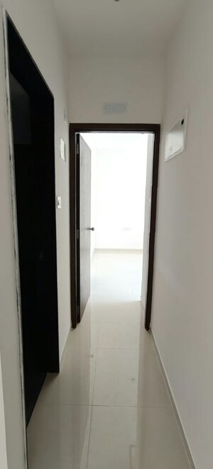 Room in 2 BHK Apartment at Shapoorji Pallonji Joyville Hadapsar Annexe, Hadapsar – for Rent