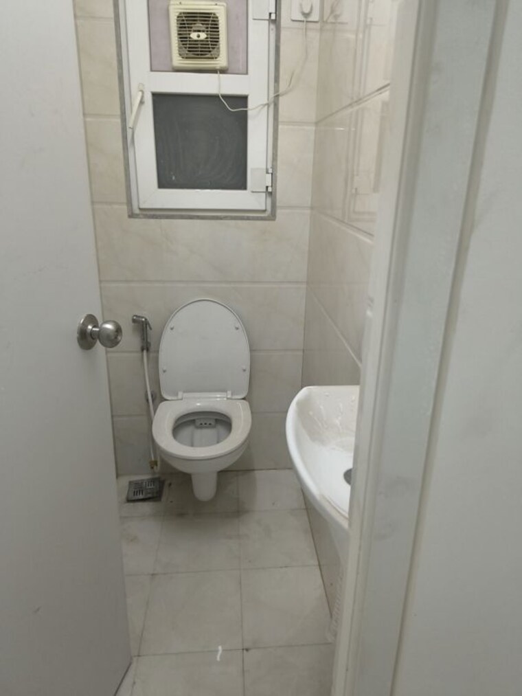 Bathroom, sayba-crystal 1 Bedroom 437 Sq.Ft. Apartment In Kurla Mumbai 10781343