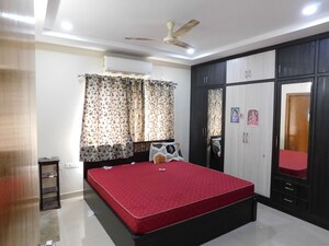 Bedroom in 2 BHK Builder Floor at Kondapur – for Rent